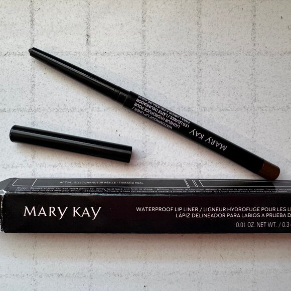 Mary Kay Waterproof Lip Liner Truffle Nude, Matte - Picture 1 of 3